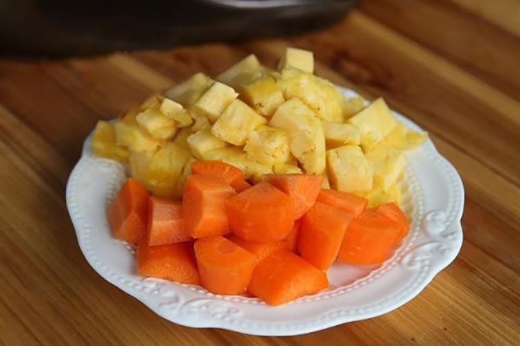 Cách làm nước ép dứa bằng máy xay sinh tố (Hình 6)