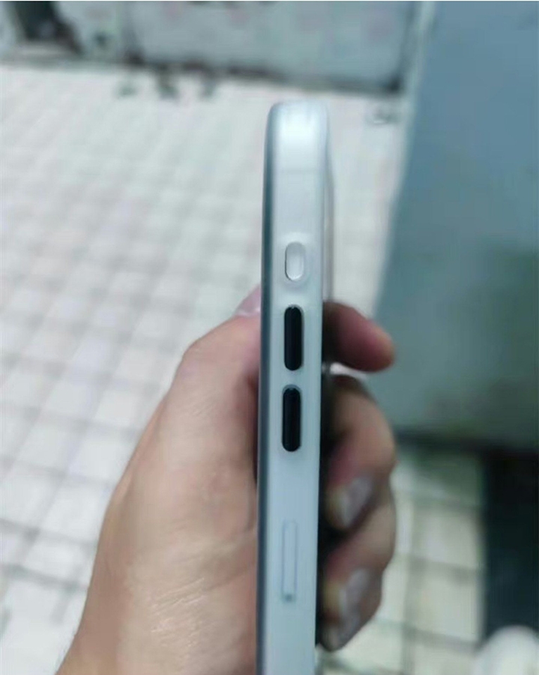 Ảnh thực tế iPhone 15 Pro (ảnh 3)