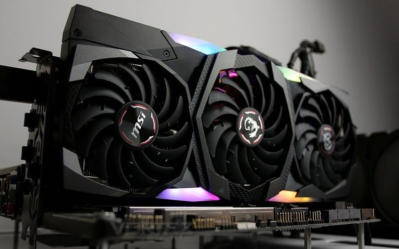 Laptop chơi game có card rời (Hình 1)