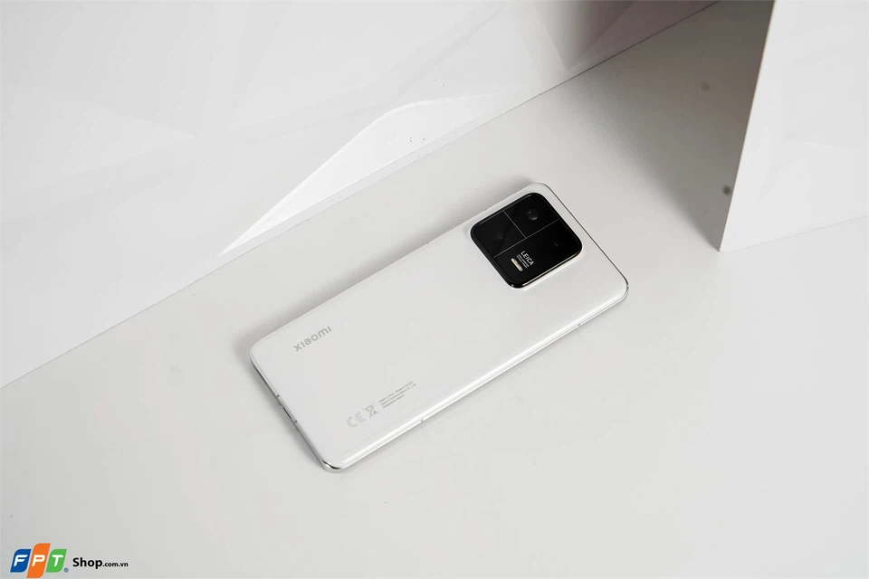 So sánh Xiaomi 13 Pro và iPhone 14 Pro Max