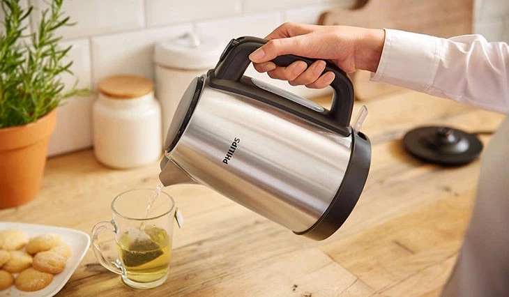 dùng cây nước nóng lạnh hay ấm điện - hình 2