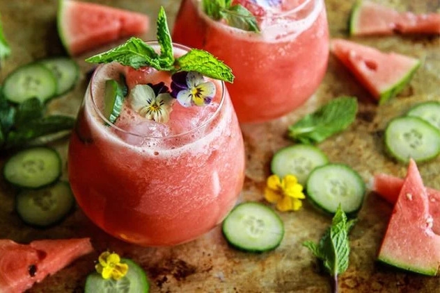 Cách làm nước ép dưa hấu bằng máy xay sinh tố - ảnh 3