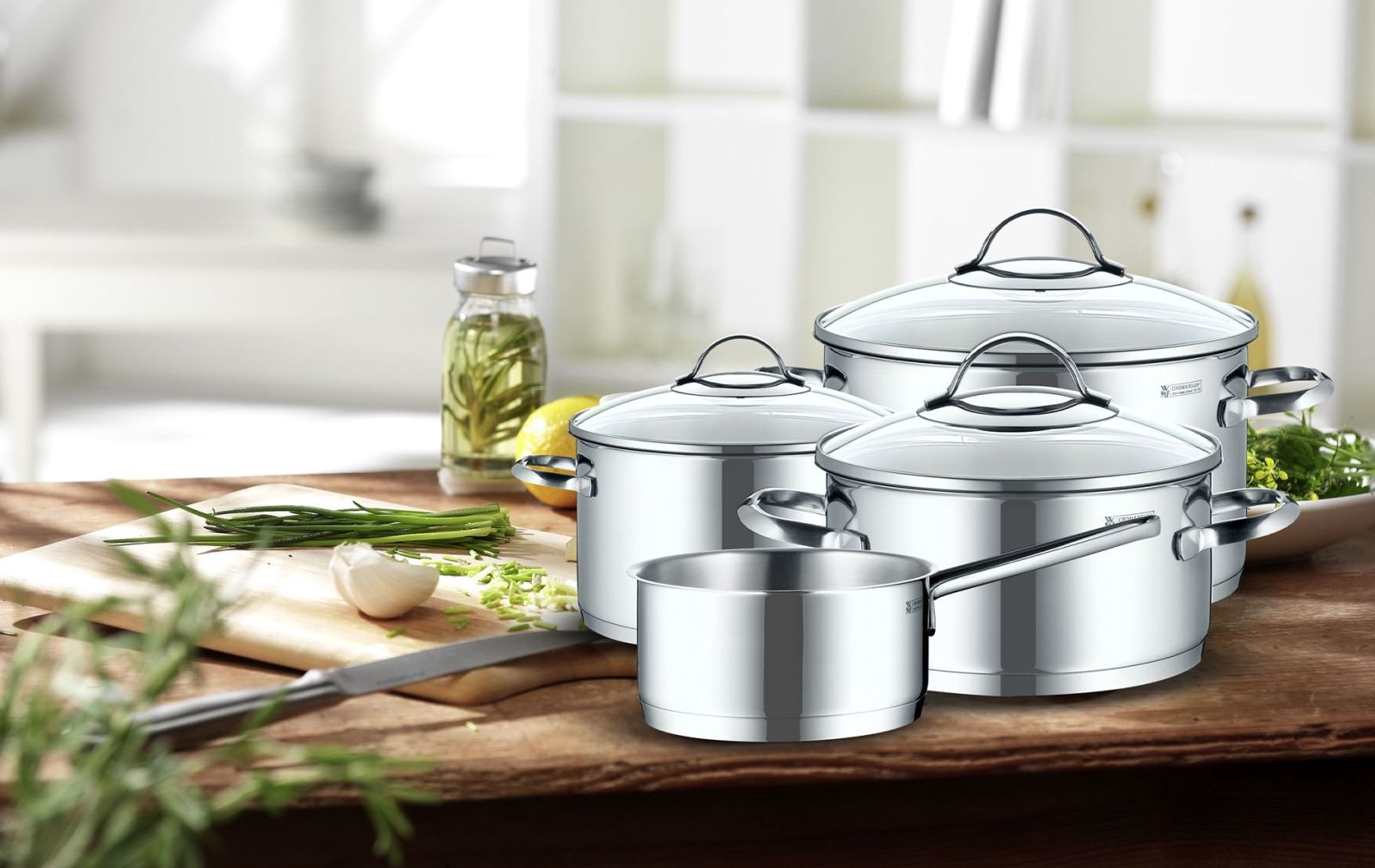 Đặc điểm của nồi inox