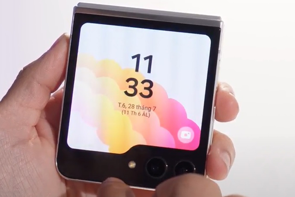 4 trải nghiệm hay ho với Flex Window trên Samsung Galaxy Z Flip5 30