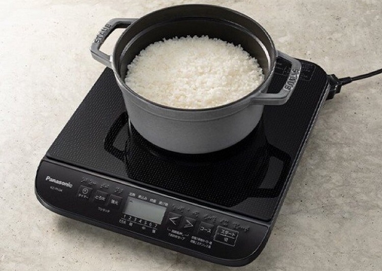 nấu cơm bằng bếp từ - ảnh 1