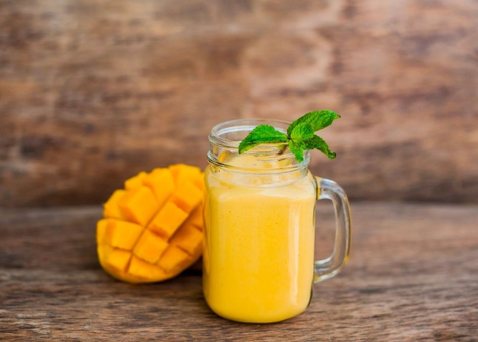 Cách làm sinh tố xoài (Ảnh 4)