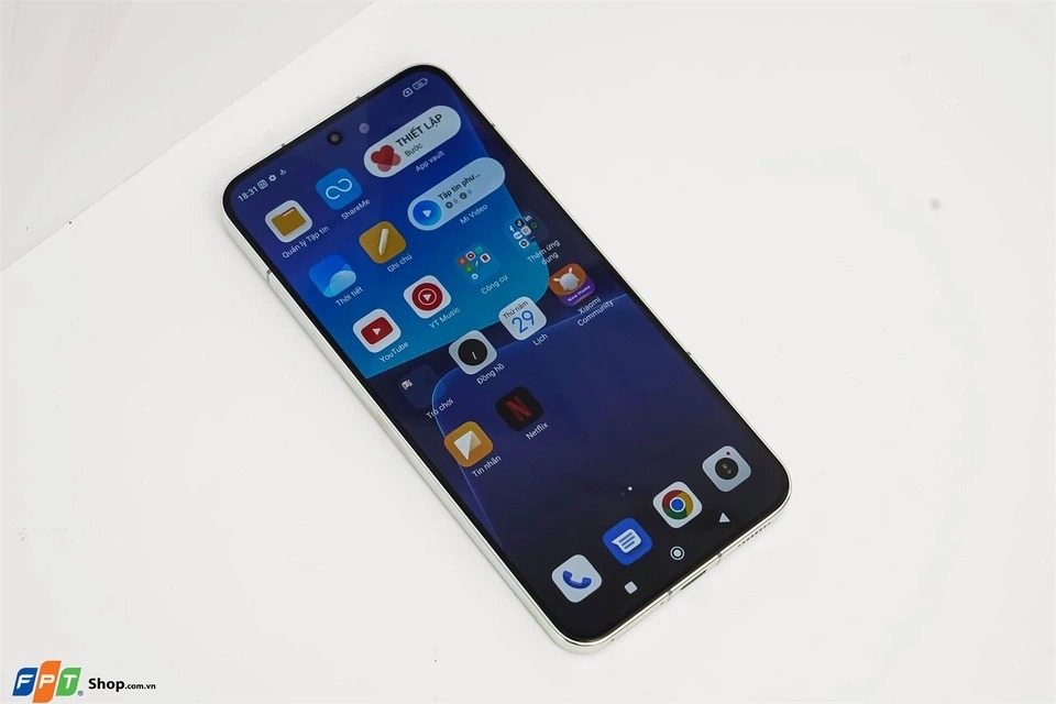 So sánh Xiaomi 13 và iPhone 14 Plus (ảnh 4)