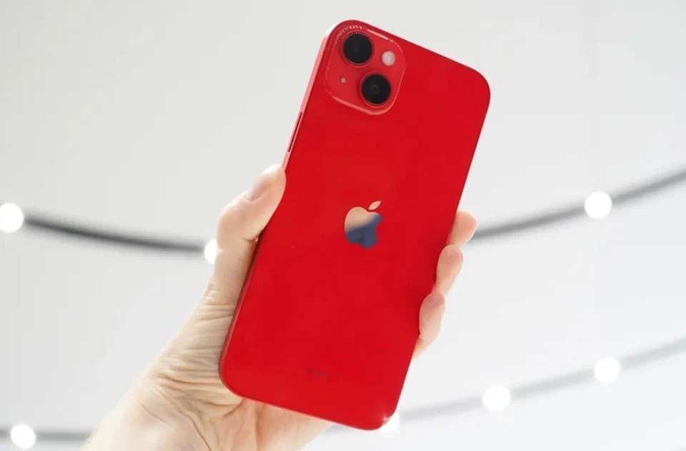 So sánh OnePlus 11 và iPhone 14 Plus (ảnh 7)