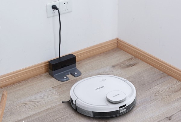Cách sạc robot hút bụi Deebot (Ảnh 2)