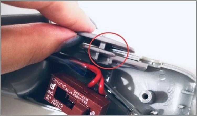 Cách tháo máy sấy tóc (Ảnh 3)