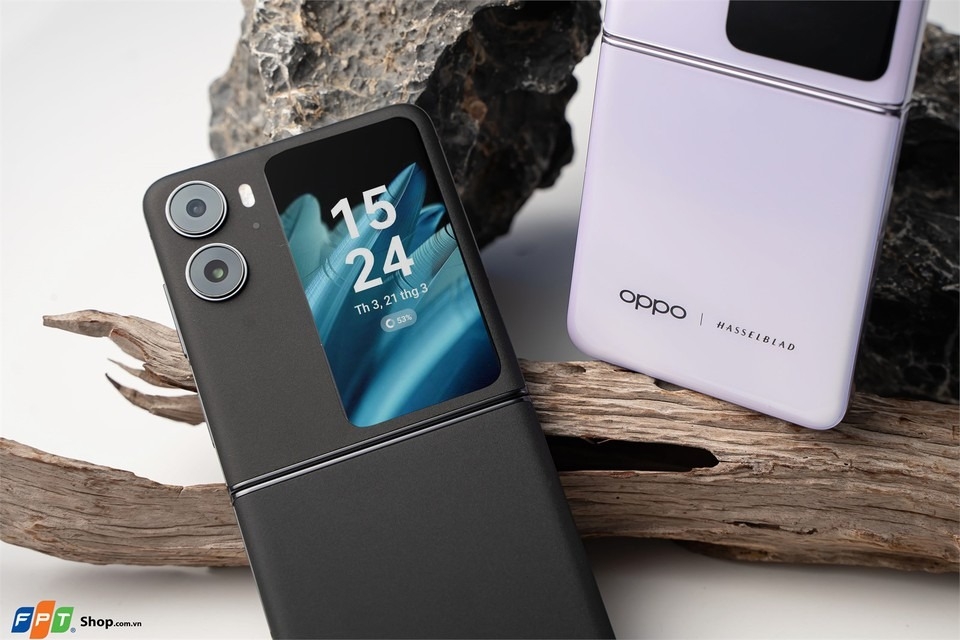 So sánh iPhone 14 Plus và OPPO Find N2 Flip (ảnh 8)