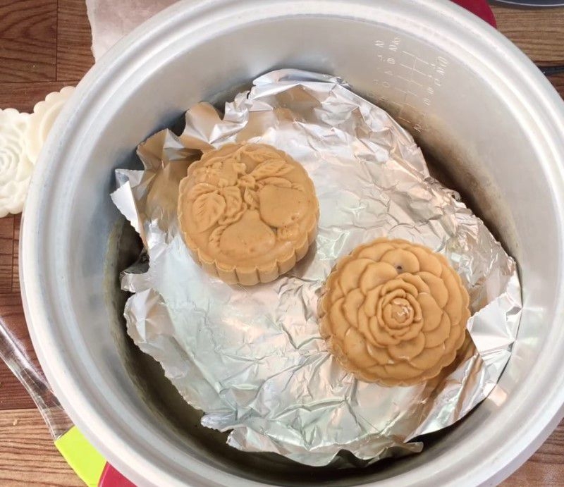 cách làm bánh trung thu bằng nồi cơm điện