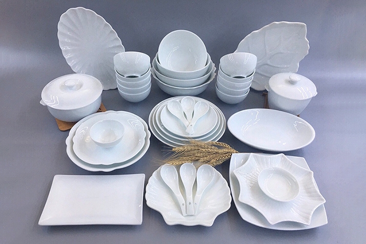 Những vật dụng không nên cho vào nồi chiên không dầu (Hình 1)