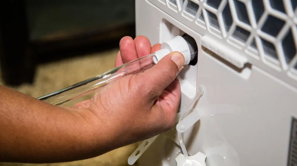 khắc phục máy hút ẩm bị chảy nước