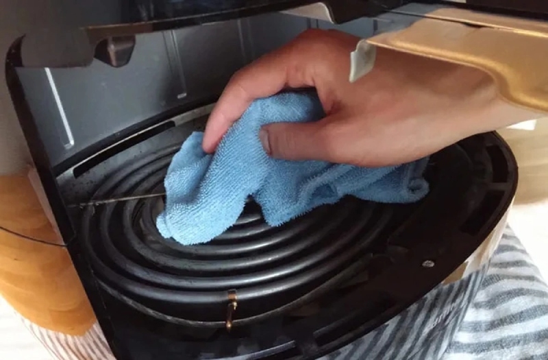 Nồi chiên không dầu bị rỉ sét (Hình 5)