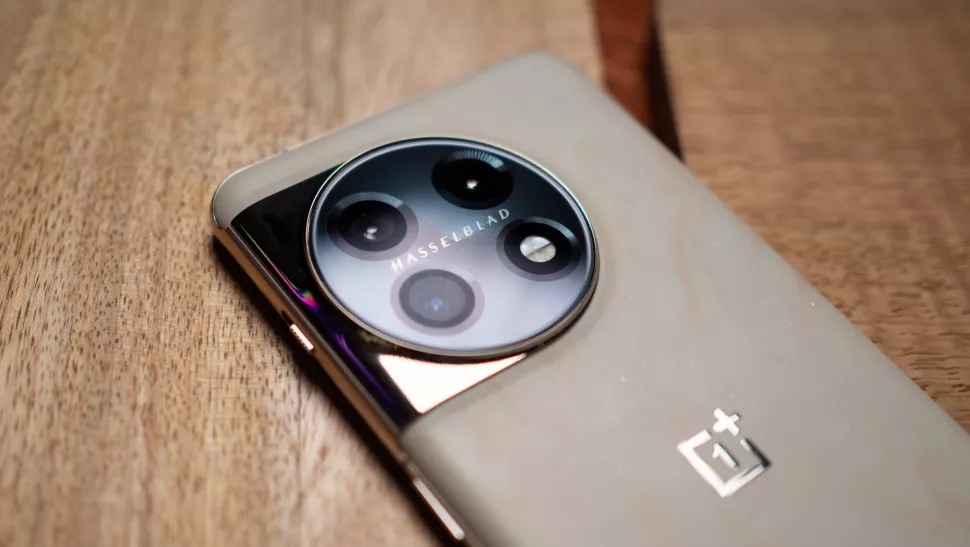 So sánh OnePlus 11 và iPhone 14 Pro (ảnh 7)