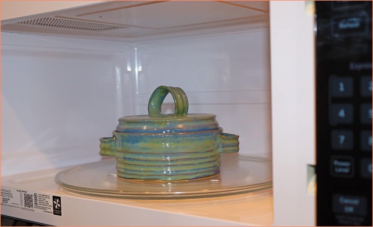 nồi đất có thể sử dụng trong lò vi sóng không - hình 3