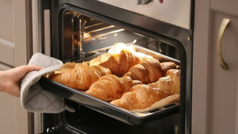 Tiêu chí chọn mua lò nướng bánh tốt nhất. Gợi ý top 3 lò nướng chất lượng, được nhiều gia đình chọn lựa 2023