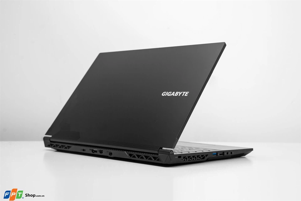 Gigabyte Gaming G5 MF-F2VN313SH