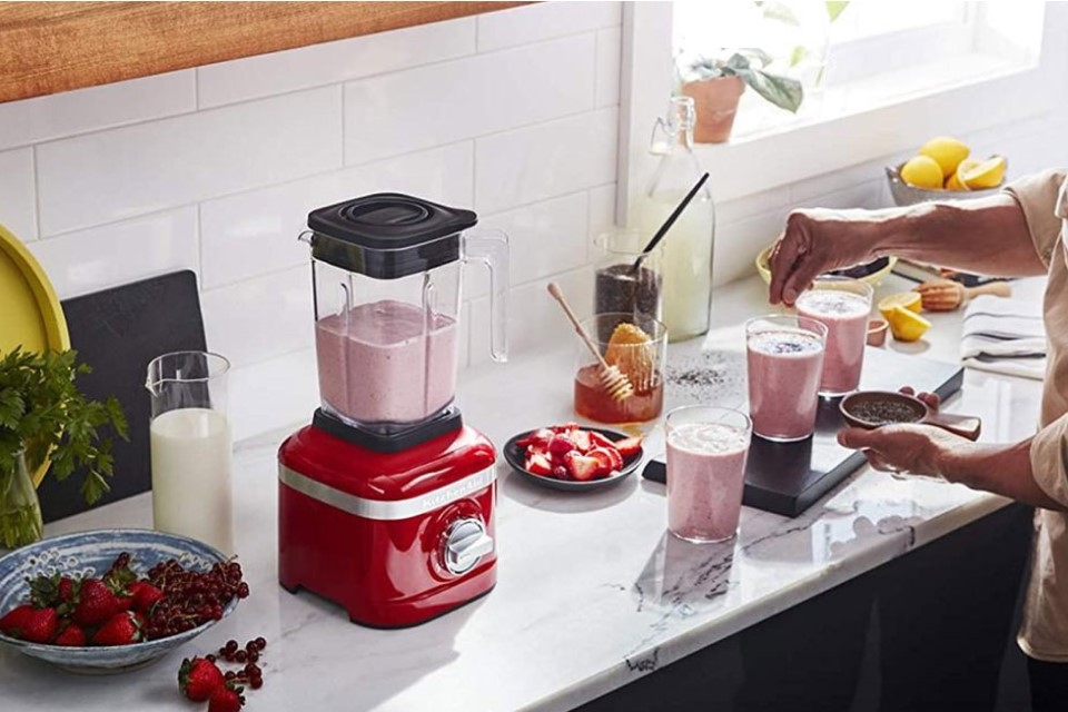 chất liệu cối xay trên máy xay sinh tố