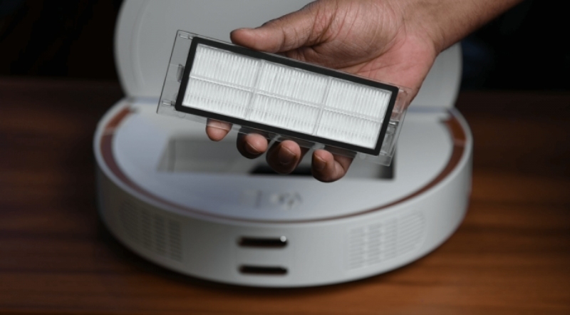 Robot hút bụi báo đèn đỏ hình 3