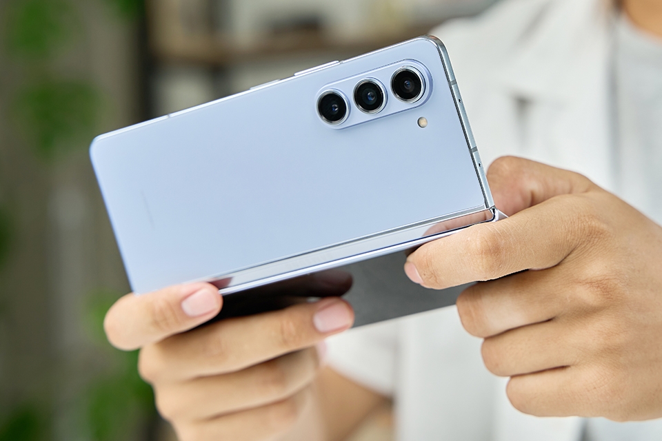 Trải nghiệm vài tựa game hot trên Samsung Galaxy Z Fold5