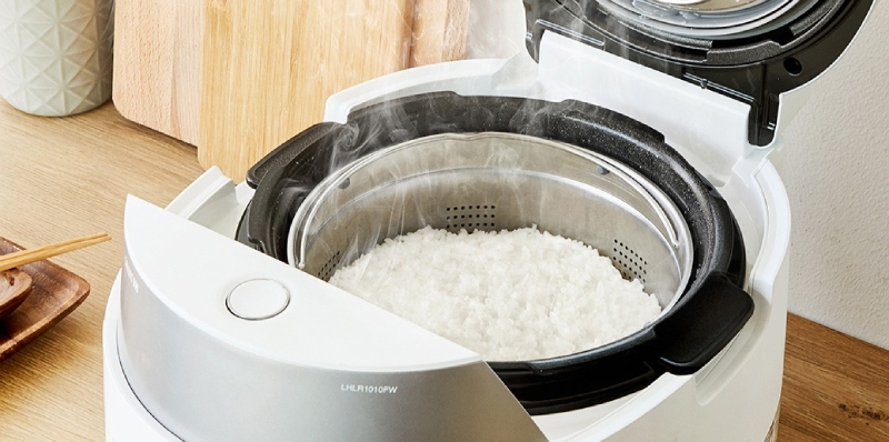 Nồi cơm điện Cuckoo báo lỗi Edo hình 1