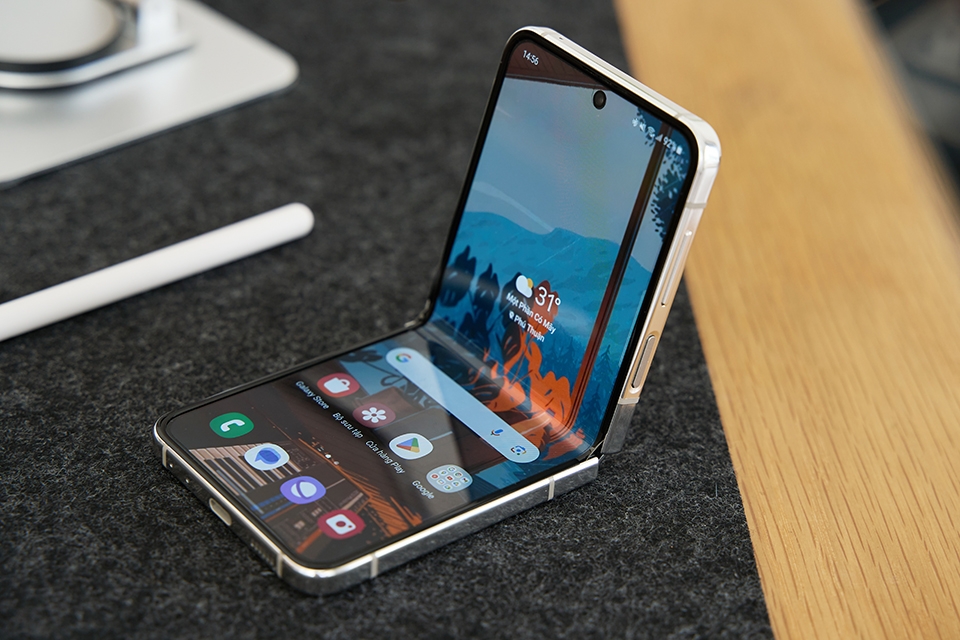 3 điểm nhấn làm nên sự khác biệt của Samsung Galaxy Z Flip5: Không chỉ là Flex Window 39