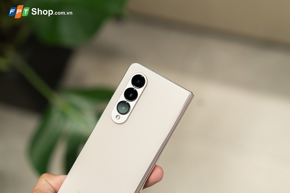 So sánh iPhone 14 Pro và Galaxy Z Fold4 (ảnh 8)