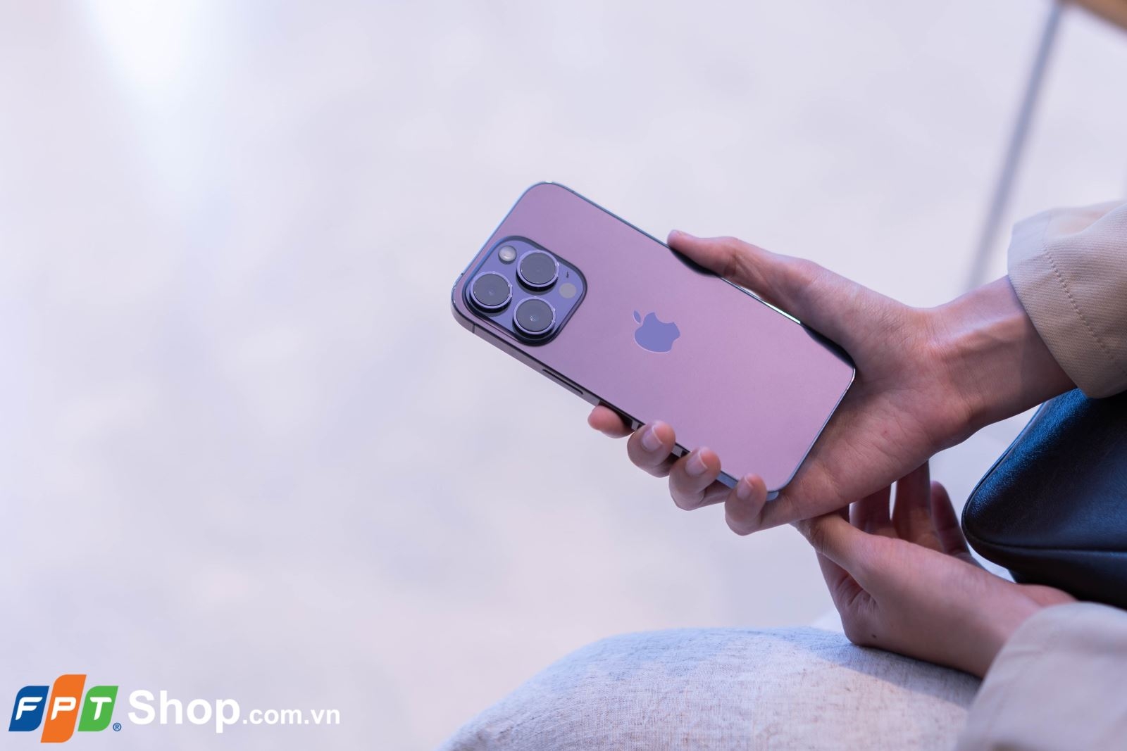 So sánh iPhone 14 Pro và Galaxy S23 Ultra (ảnh 2)