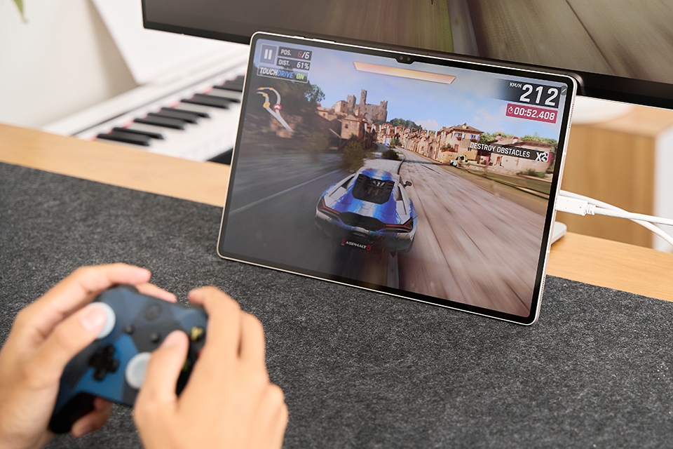 Một ngày trải nghiệm Samsung Galaxy Tab S9 Ultra: Làm việc, chiến game, tác vụ nào cũng đỉnh 32