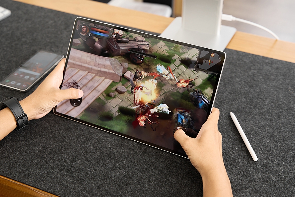 Một ngày trải nghiệm Samsung Galaxy Tab S9 Ultra: Làm việc, chiến game, tác vụ nào cũng đỉnh 33