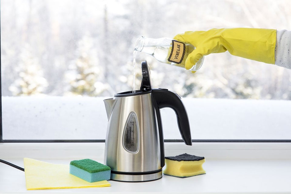 Đun nước bằng ấm siêu tốc có hại không - Ảnh 02