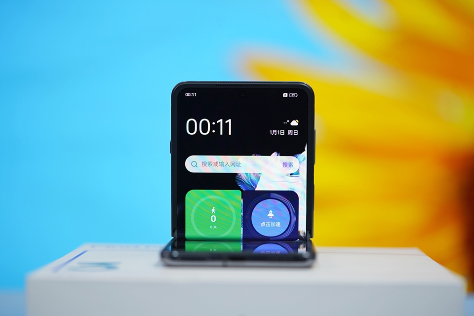 OPPO Find N3 Flip - Ảnh 11
