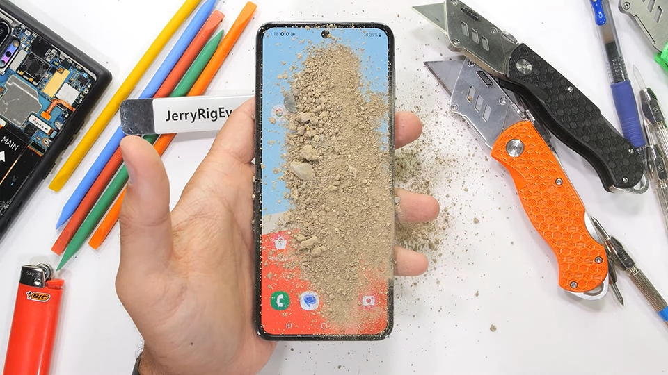 Tra tấn Galaxy Z Flip5 (ảnh 6)