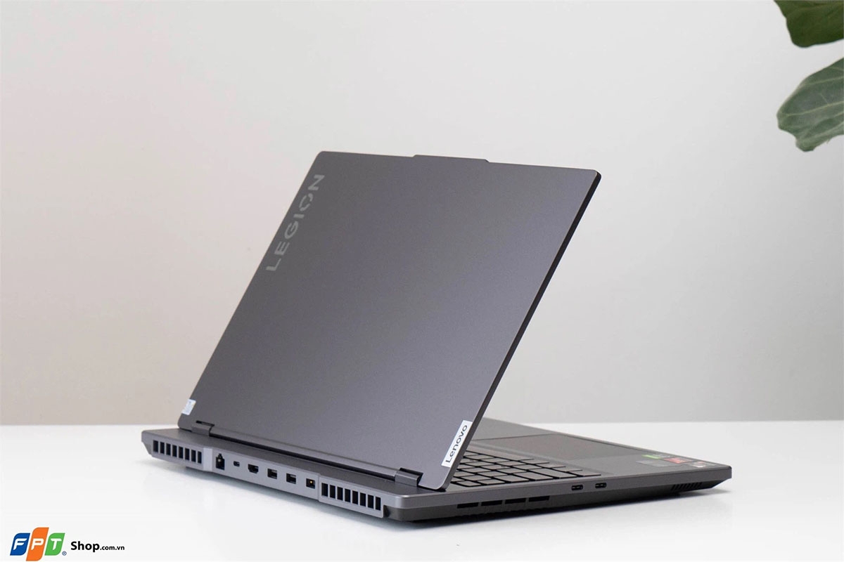 laptop gaming lenovo - hình 2