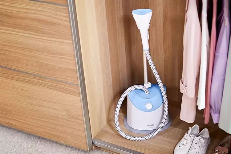 Bàn ủi hơi nước đứng Philips GC482