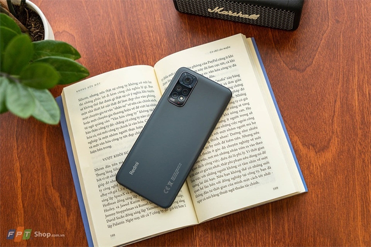 Điện thoại Xiaomi sạc nhanh (Hình 4)