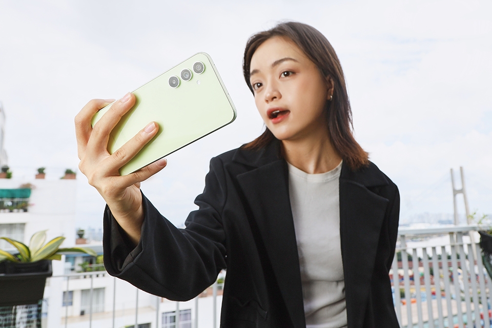 Samsung Galaxy A54 5G sau nửa năm trình làng 5
