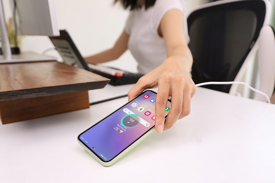 Samsung Galaxy A54 5G sau nửa năm trình làng 2