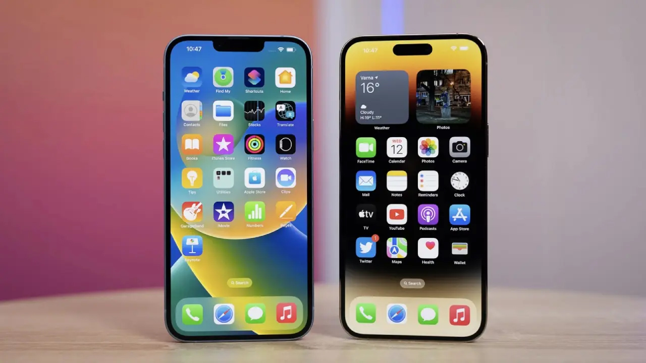 iPhone 14 Plus (trái) so với iPhone 14 Pro Max (phải)
