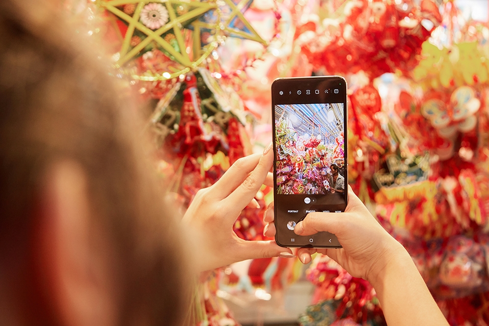 Bàn về trải nghiệm Samsung Galaxy Z Flip5 qua 3 từ: Linh hoạt, đa năng và bền bỉ 20