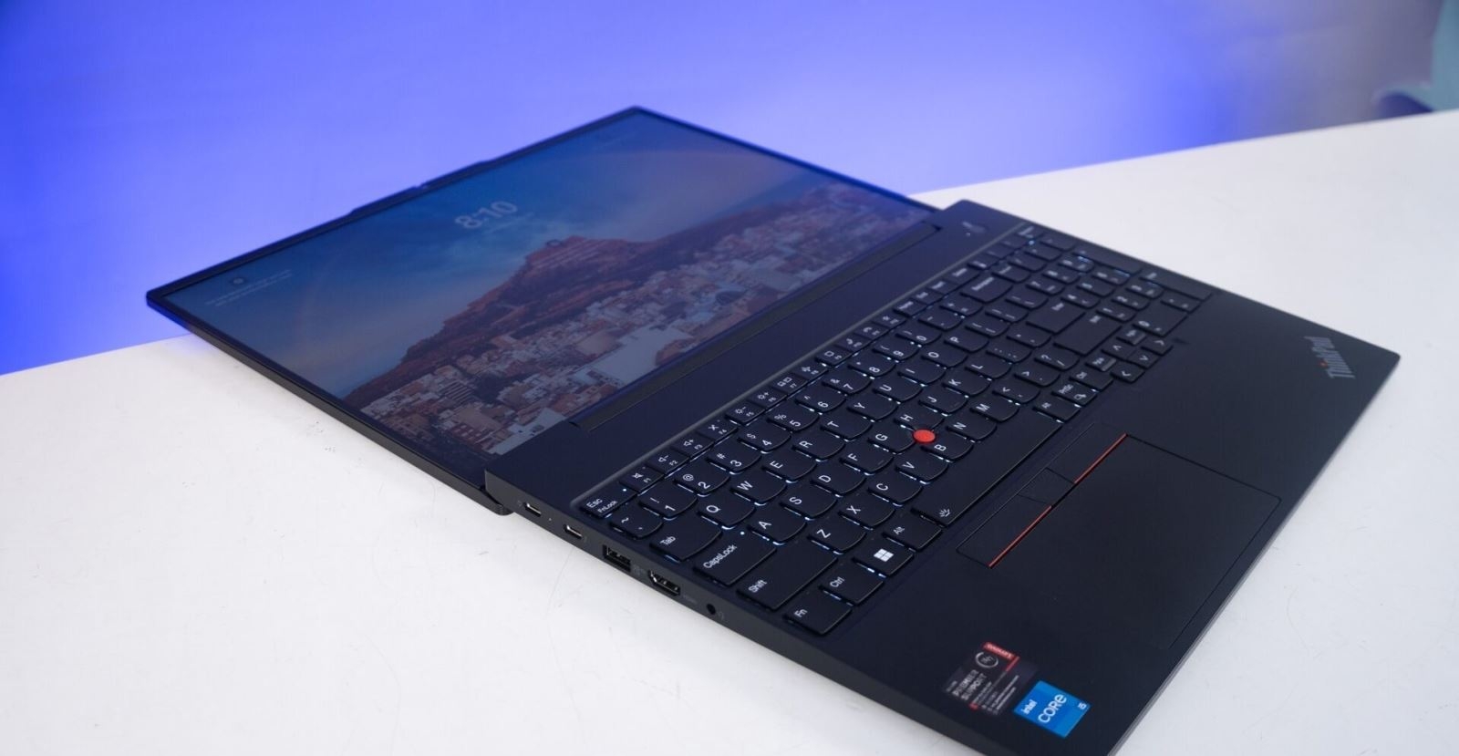 Laptop cho sinh viên kinh tế dưới 25 triệu (Ảnh 4)
