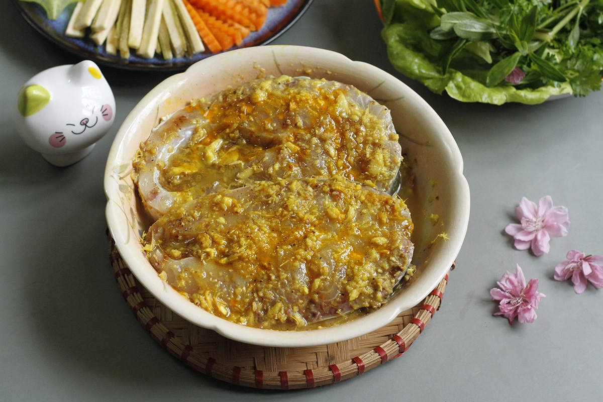 Nướng cá trắm bằng nồi chiên không dầu (Ảnh 3)