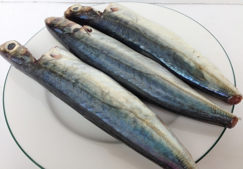 Nướng cá nục bằng nồi chiên không dầu (Ảnh 1)