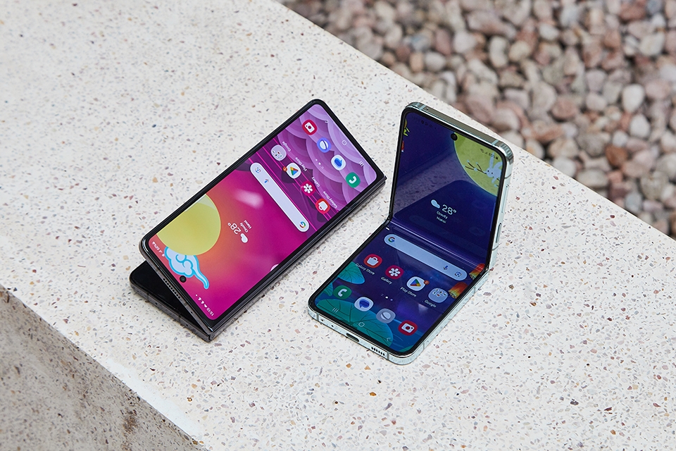 Một ngày rong ruổi cùng Galaxy Z Series 2023: Ngạc nhiên về độ bền của pin, màn hình và khung vỏ 3