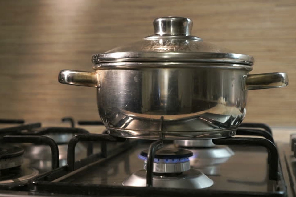 Mẹo sử dụng bếp ga tiết kiệm ga - Ảnh 03