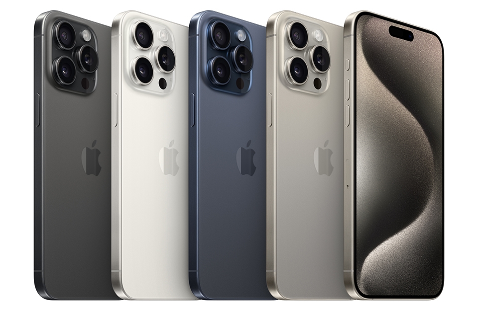 iPhone 15 Pro Max có mấy màu?