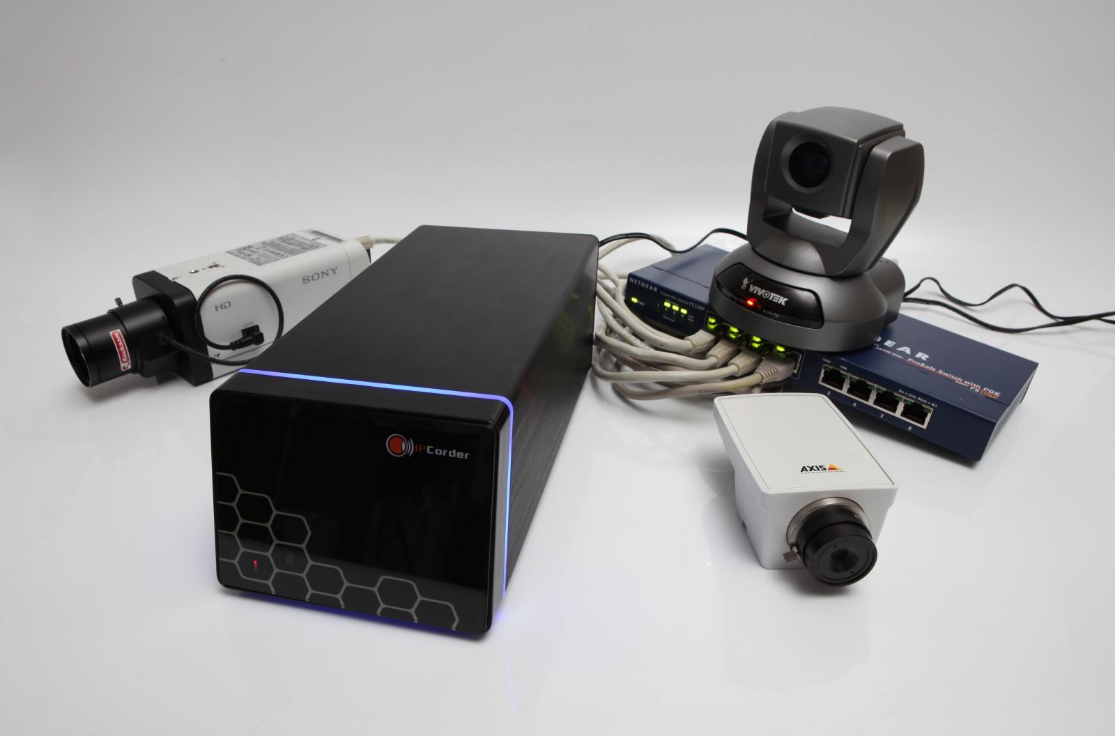 Tắt WiFi camera có ghi hình được không?