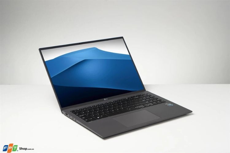 Laptop LG Gram 16Z90R-E.AH75A5 i7-1360P/16GB/512GB/16"WQXGA/RTX3050 4GB/Win 11